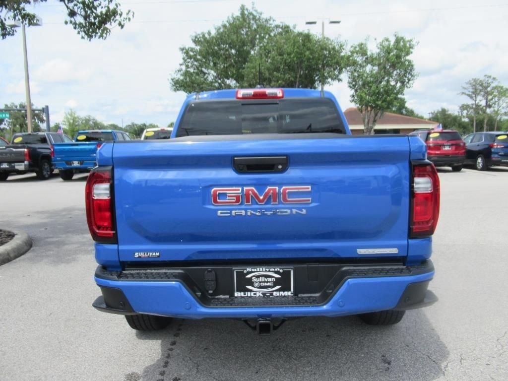 new 2025 GMC Canyon car, priced at $43,945