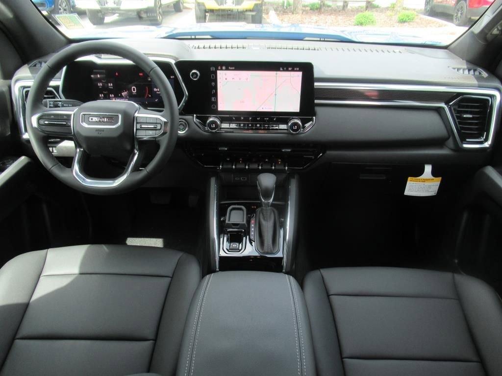 new 2025 GMC Canyon car, priced at $43,945