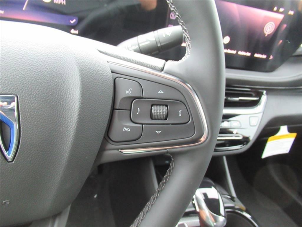 new 2025 Buick Envista car, priced at $31,335