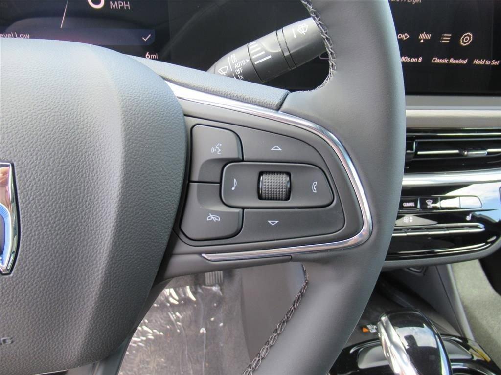 new 2025 Buick Envista car, priced at $31,935