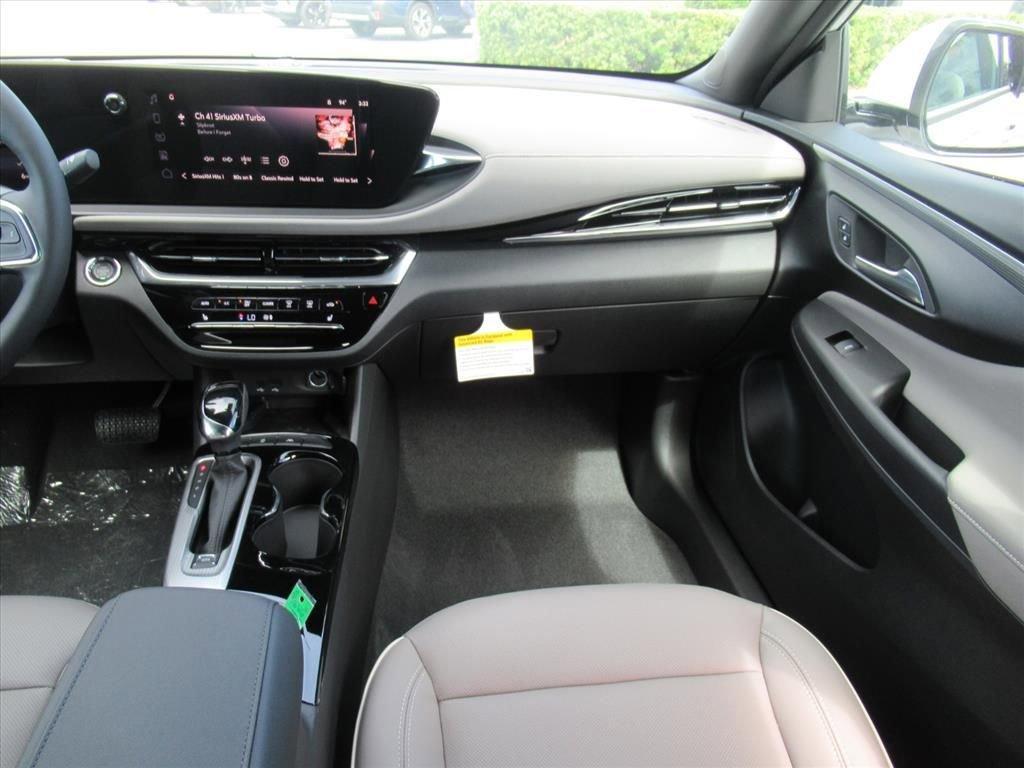new 2025 Buick Envista car, priced at $31,935
