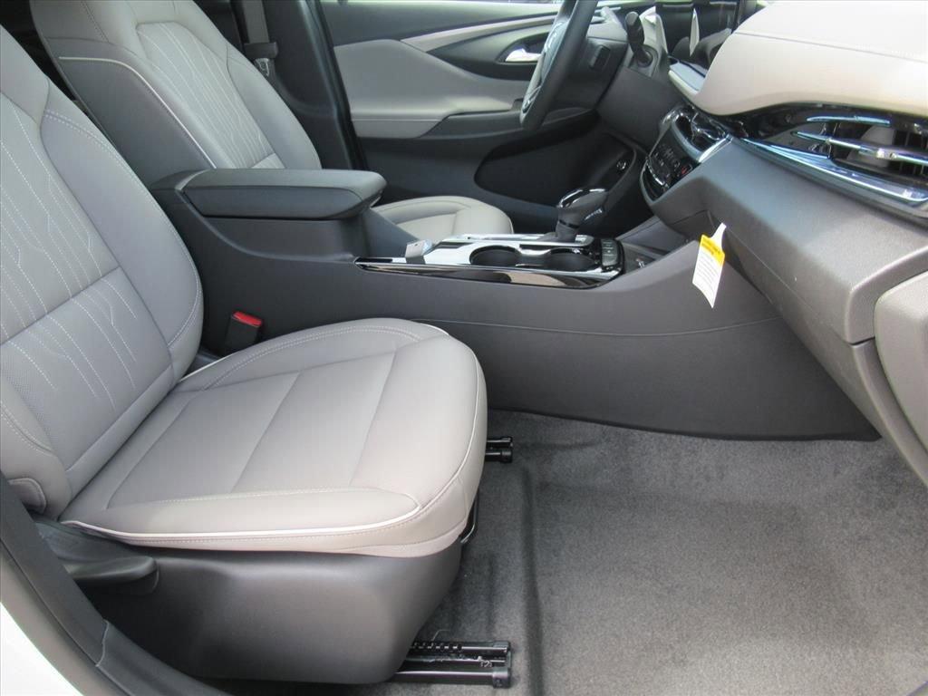 new 2025 Buick Envista car, priced at $31,935