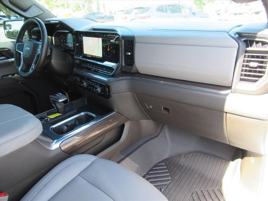 used 2024 Chevrolet Silverado 1500 car, priced at $42,886