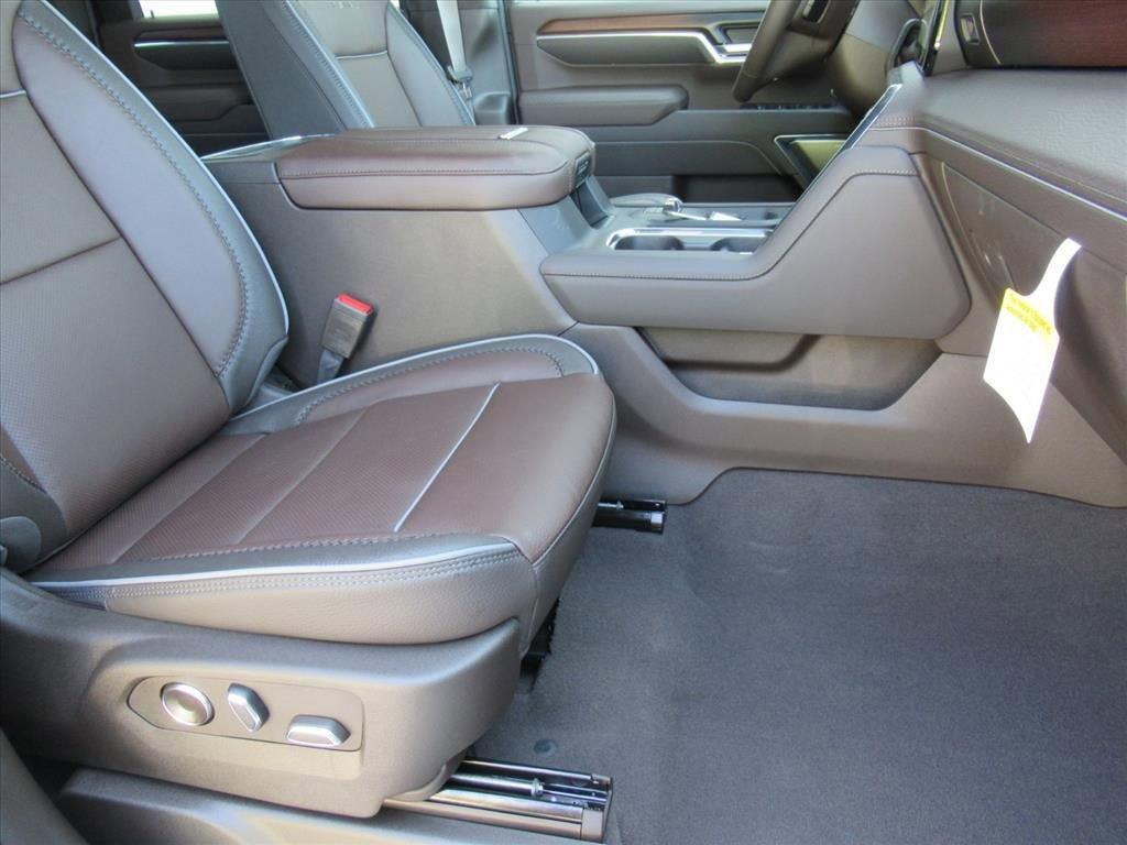 new 2026 GMC Sierra 2500 car, priced at $91,600