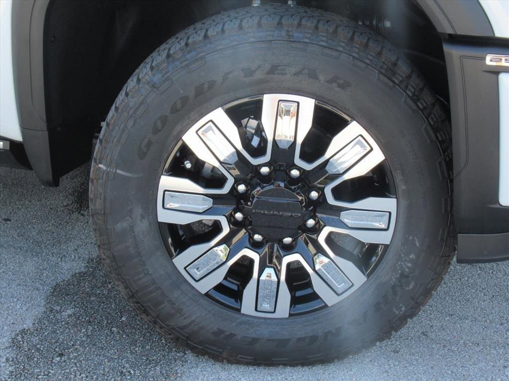 new 2026 GMC Sierra 2500 car, priced at $91,600