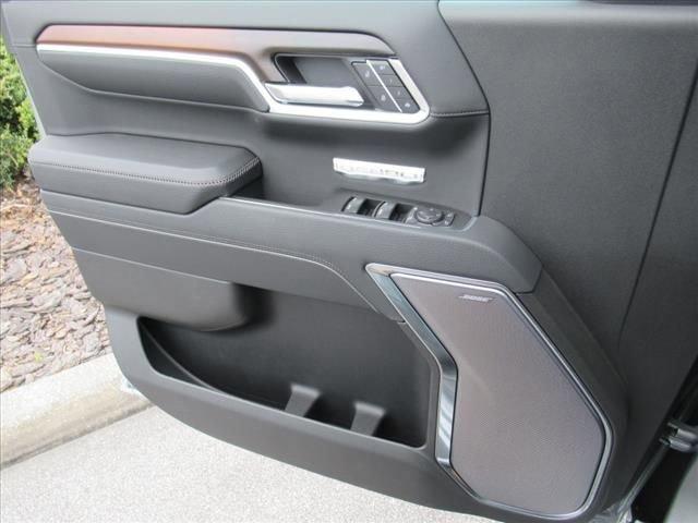 new 2025 GMC Sierra 1500 car, priced at $71,505
