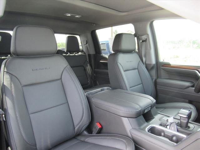 new 2025 GMC Sierra 1500 car, priced at $71,505