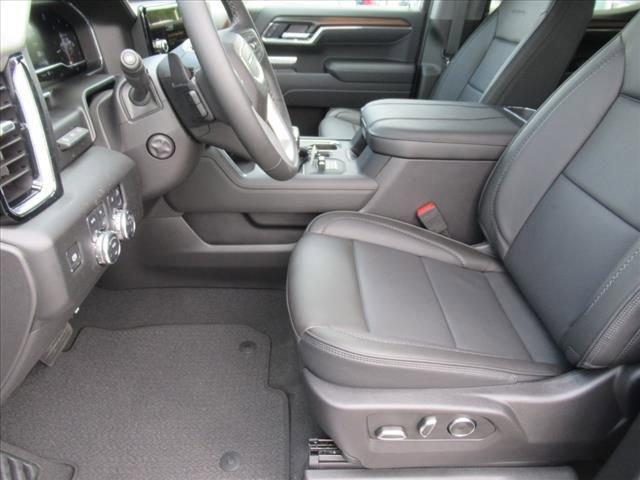 new 2025 GMC Sierra 1500 car, priced at $68,640