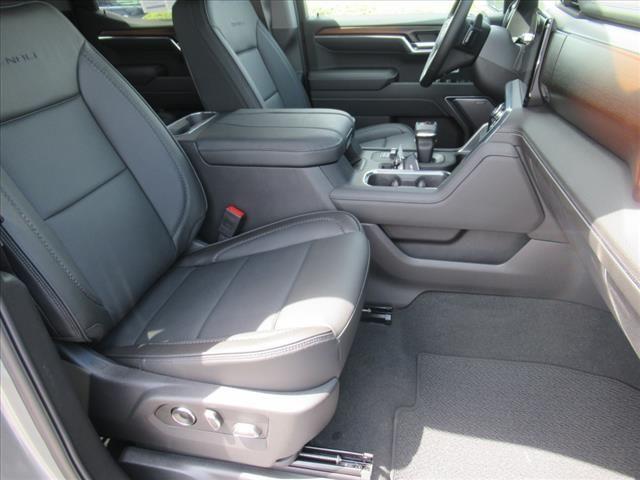 new 2025 GMC Sierra 1500 car, priced at $71,505