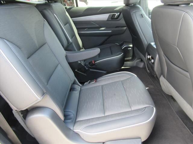 used 2025 Buick Enclave car, priced at $50,495