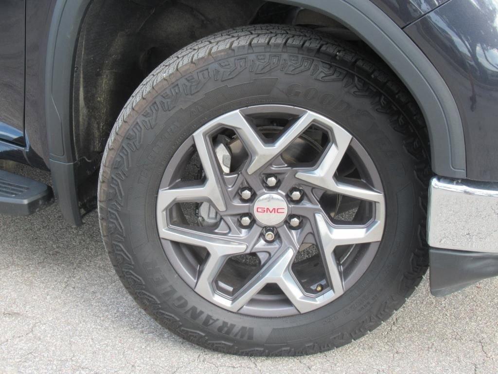 used 2022 GMC Sierra 1500 car, priced at $38,792