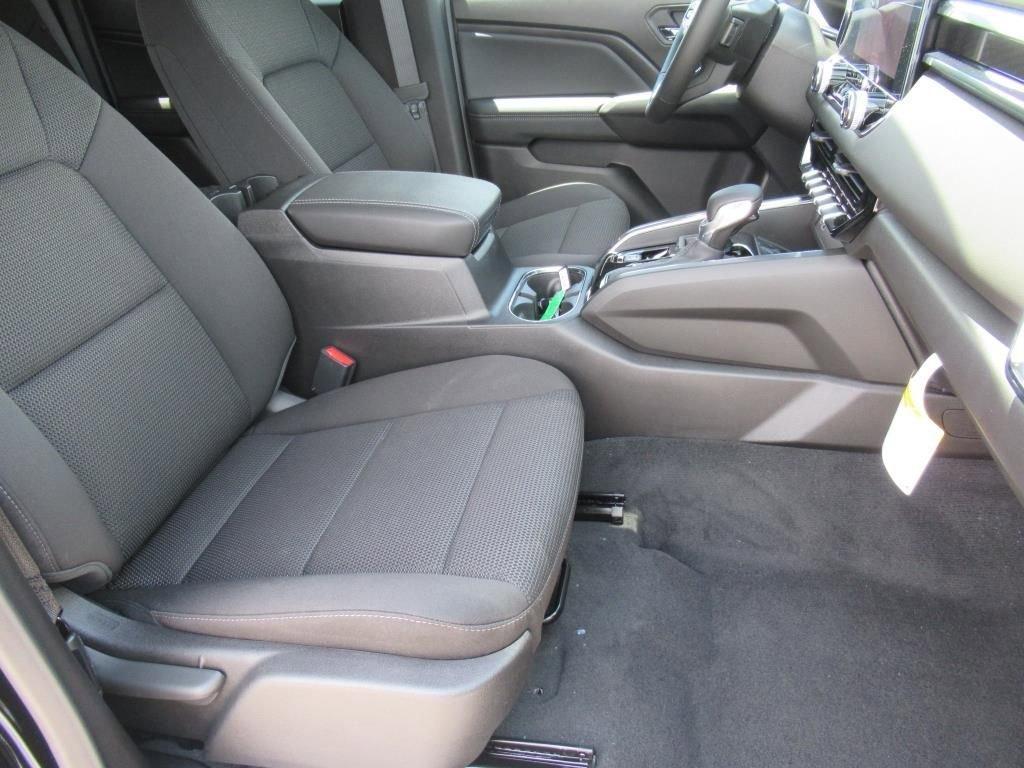 new 2025 GMC Canyon car, priced at $41,307