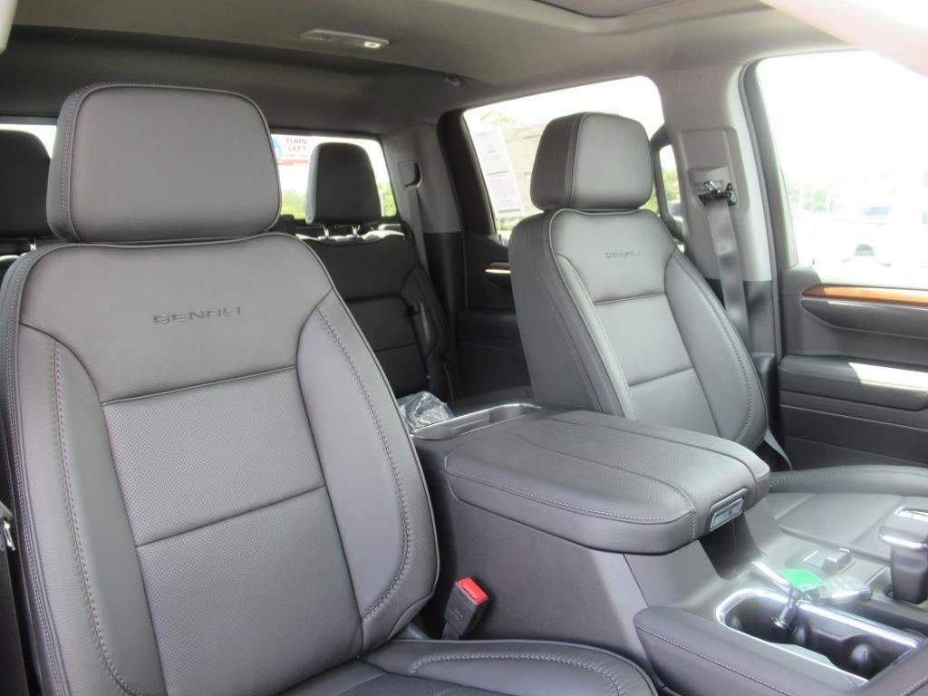 new 2025 GMC Sierra 1500 car, priced at $72,300