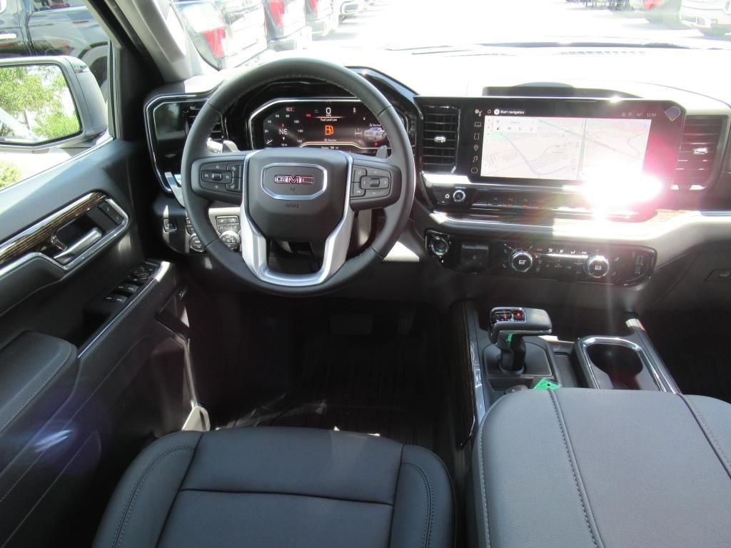 new 2025 GMC Sierra 1500 car, priced at $64,230