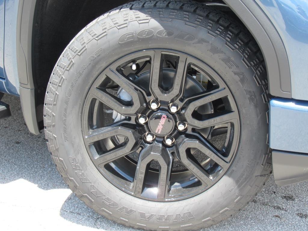 new 2025 GMC Sierra 1500 car, priced at $64,230