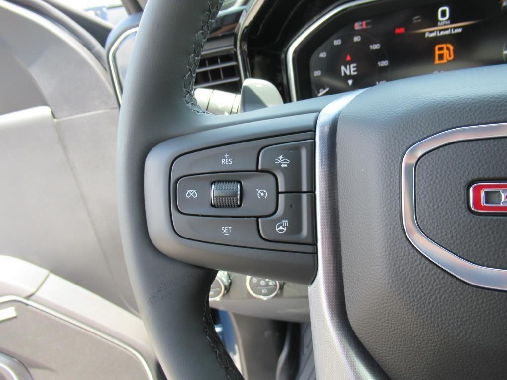 new 2025 GMC Sierra 1500 car, priced at $64,230