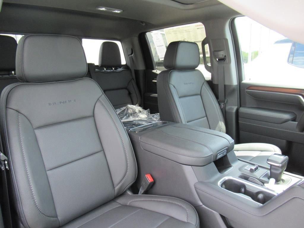 new 2025 GMC Sierra 1500 car, priced at $75,445