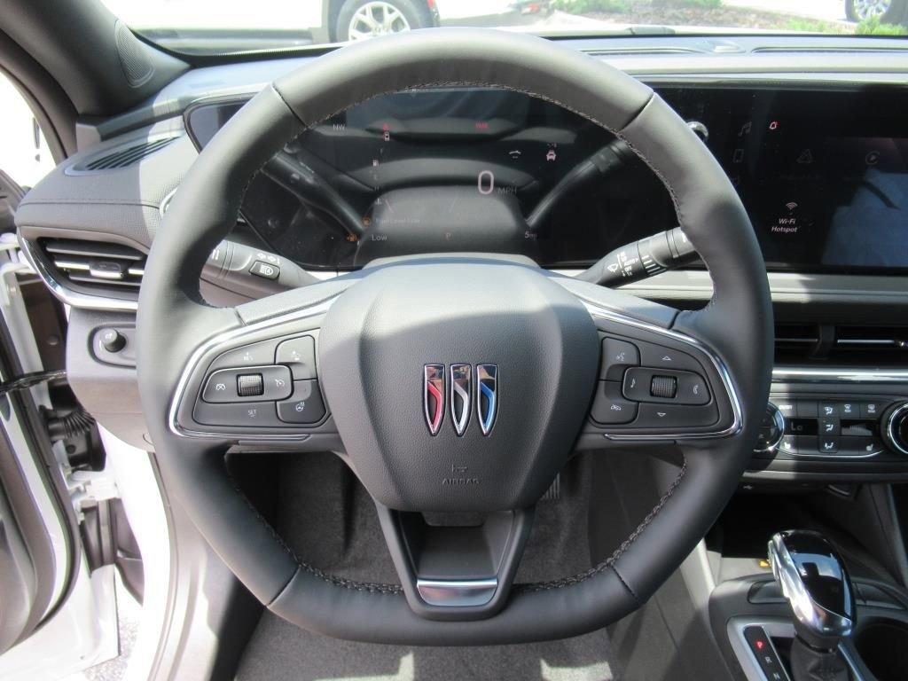 new 2025 Buick Envista car, priced at $27,380