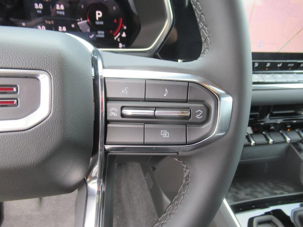 new 2025 GMC Canyon car, priced at $43,945
