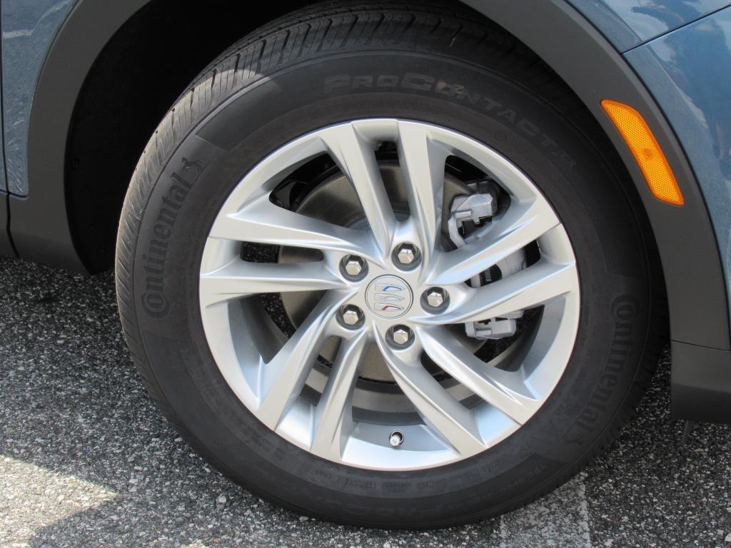 new 2025 Buick Envista car, priced at $27,875