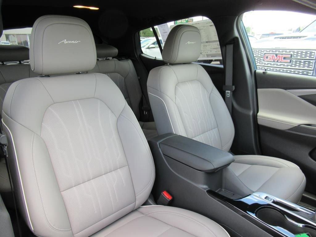 new 2025 Buick Envista car, priced at $31,585