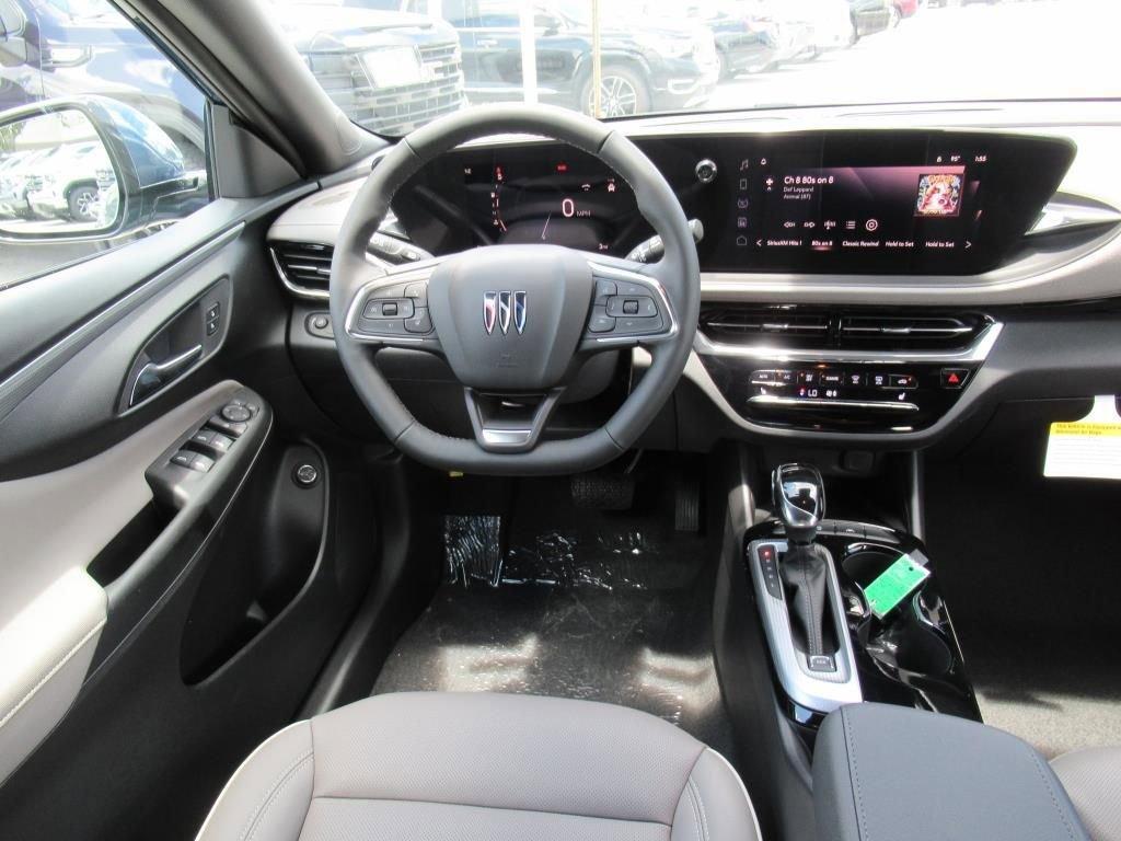 new 2025 Buick Envista car, priced at $31,585