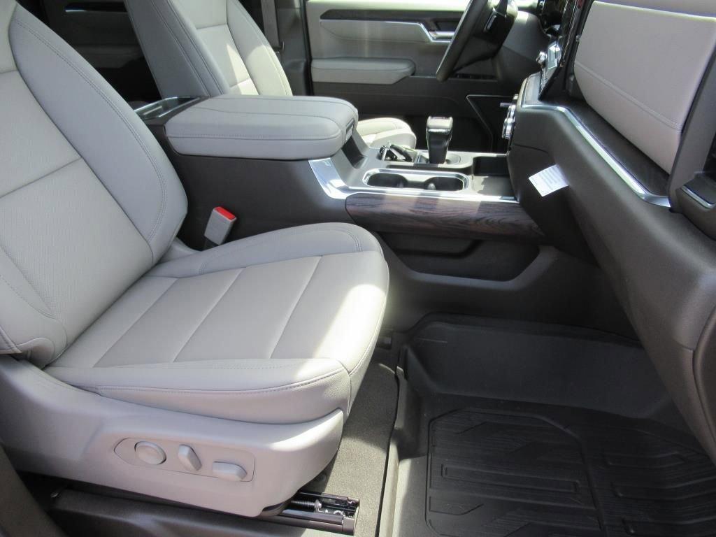 new 2025 GMC Sierra 1500 car, priced at $62,590