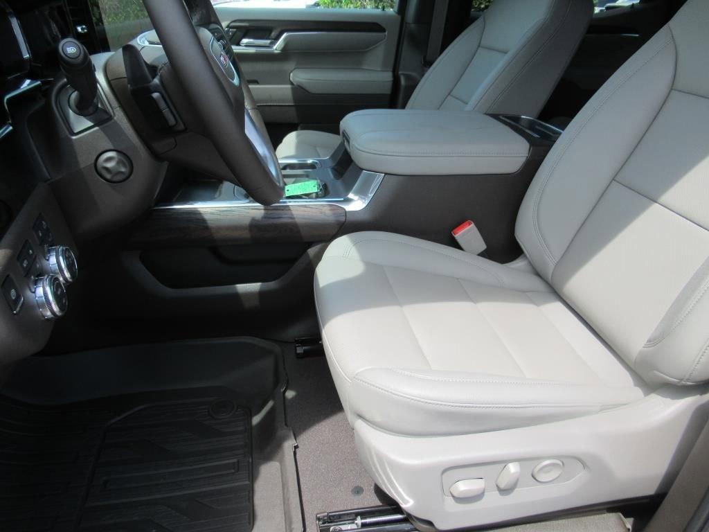 new 2025 GMC Sierra 1500 car, priced at $62,590