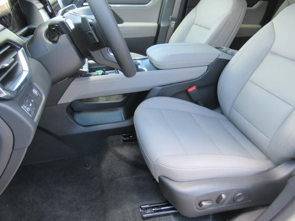 new 2025 GMC Acadia car, priced at $47,525