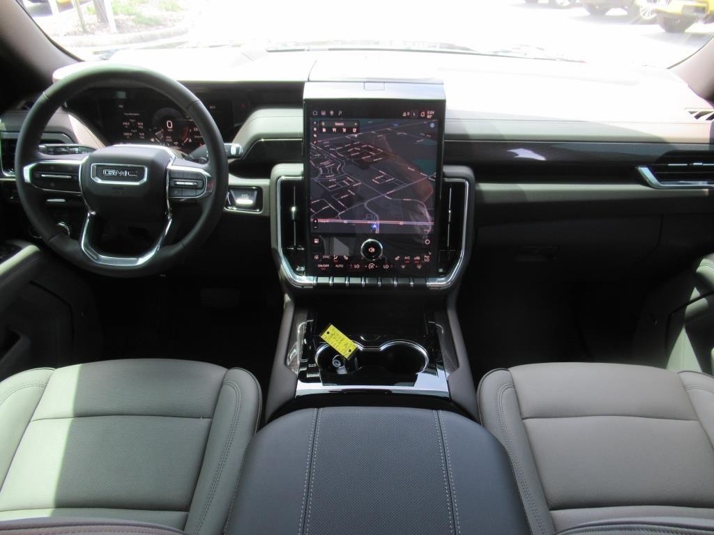 used 2025 GMC Yukon car, priced at $71,995