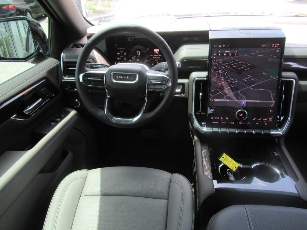 used 2025 GMC Yukon car, priced at $71,995
