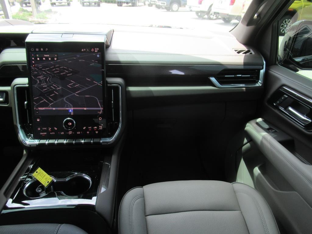 used 2025 GMC Yukon car, priced at $71,995