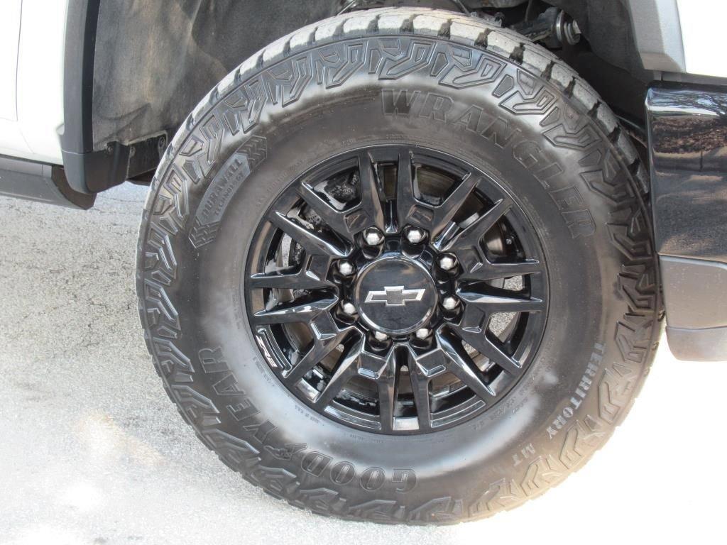 used 2024 Chevrolet Silverado 2500 car, priced at $70,797