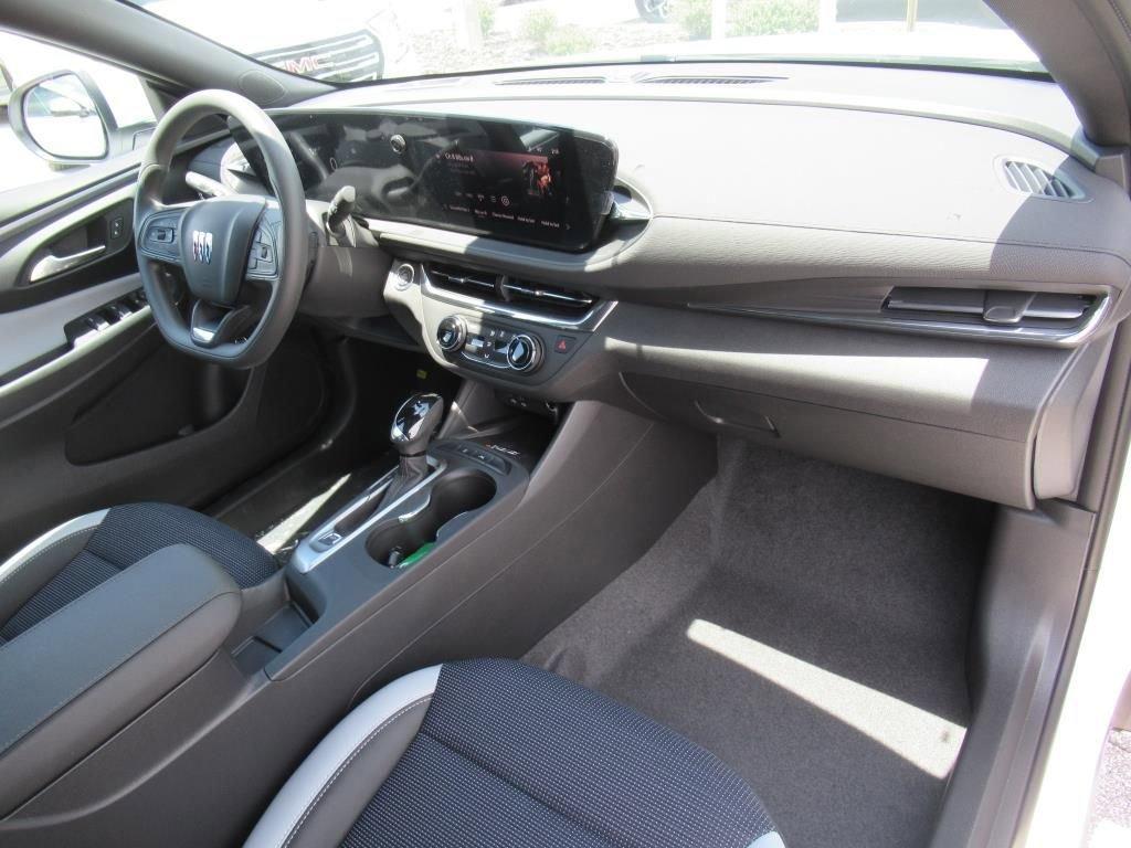 new 2025 Buick Envista car, priced at $25,790