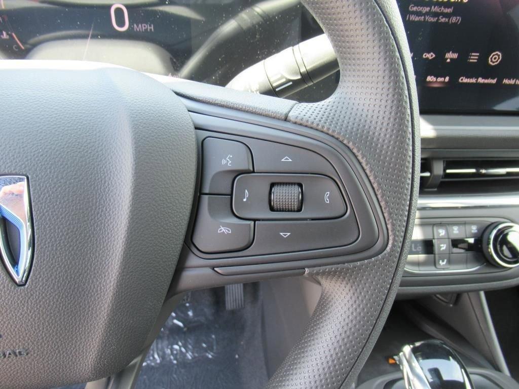 new 2025 Buick Envista car, priced at $25,790