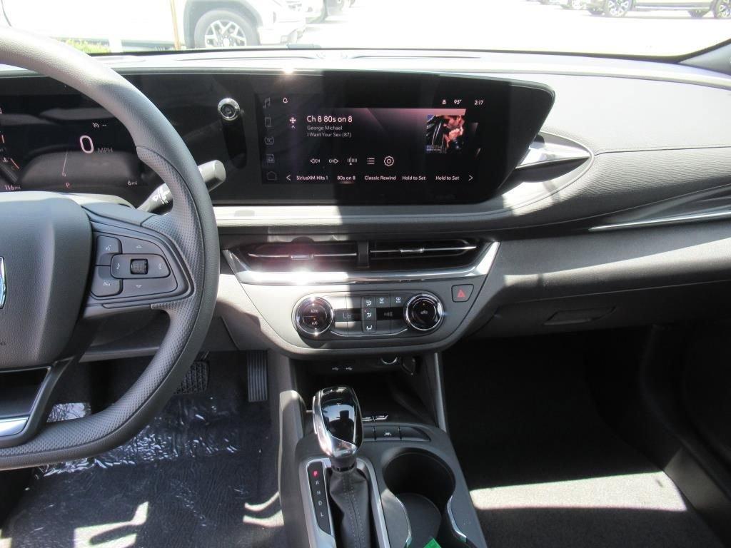 new 2025 Buick Envista car, priced at $25,790