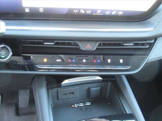 new 2025 Buick Envision car, priced at $38,990