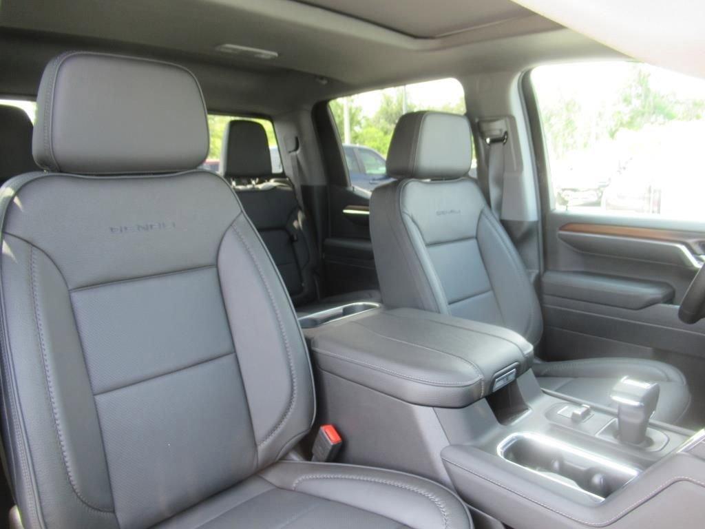 new 2025 GMC Sierra 1500 car, priced at $72,300