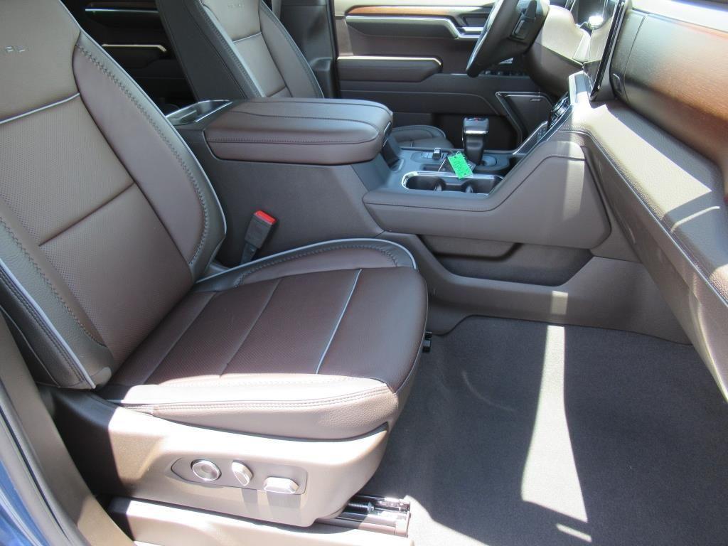 new 2025 GMC Sierra 1500 car, priced at $75,445