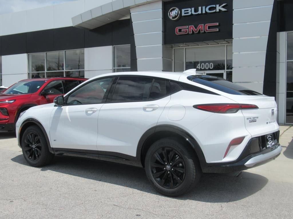 new 2025 Buick Envista car, priced at $28,780
