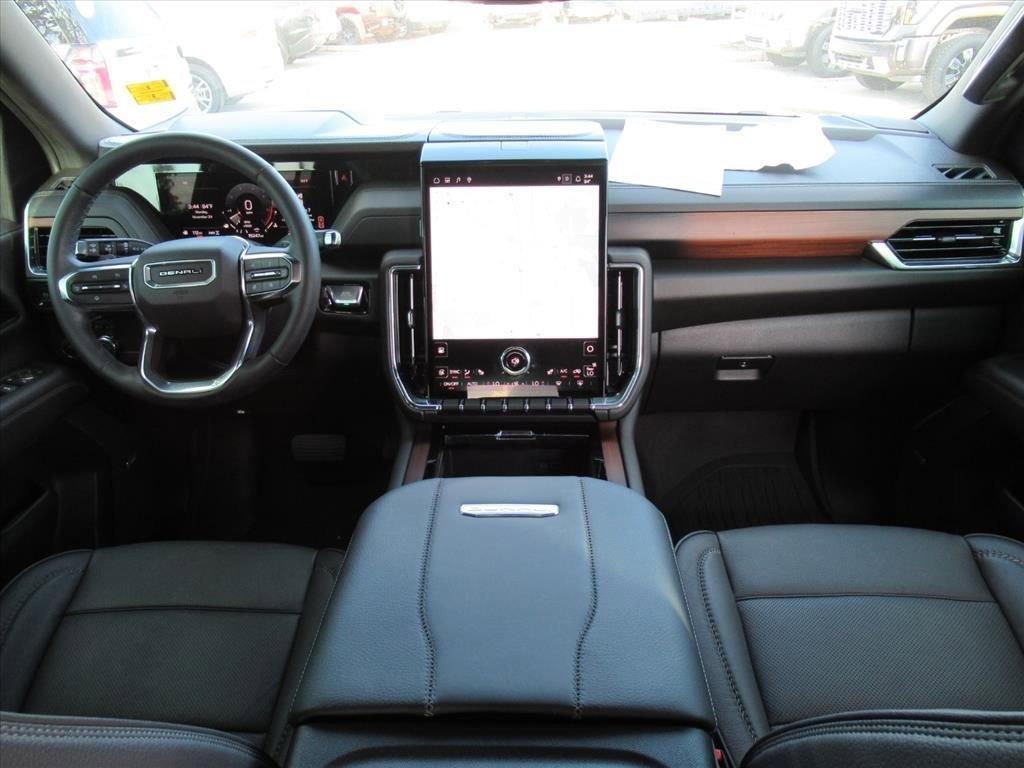 used 2025 GMC Yukon car, priced at $83,495