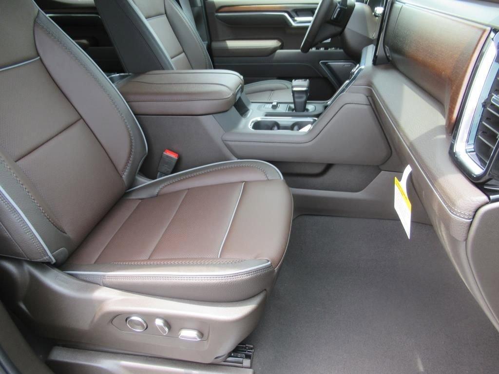 new 2025 GMC Sierra 1500 car, priced at $71,755