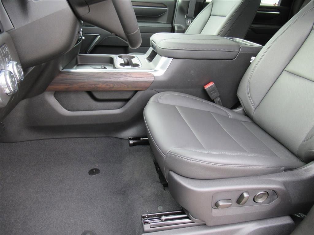 new 2026 GMC Sierra 2500 car, priced at $74,935