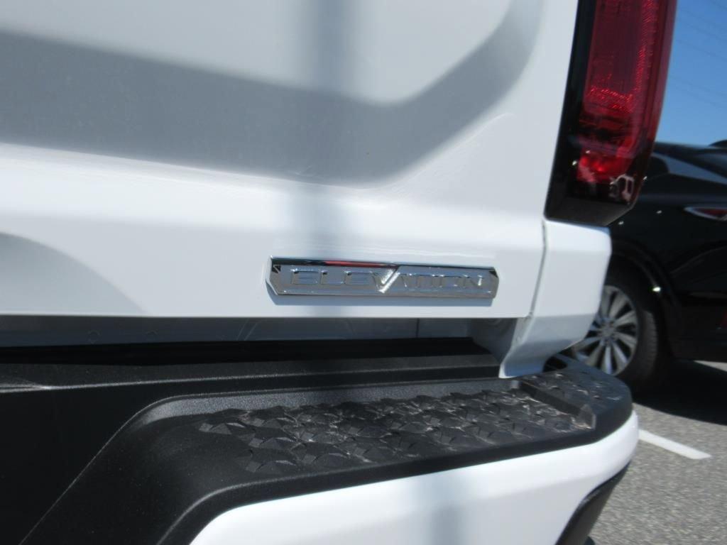 new 2025 GMC Canyon car, priced at $42,080