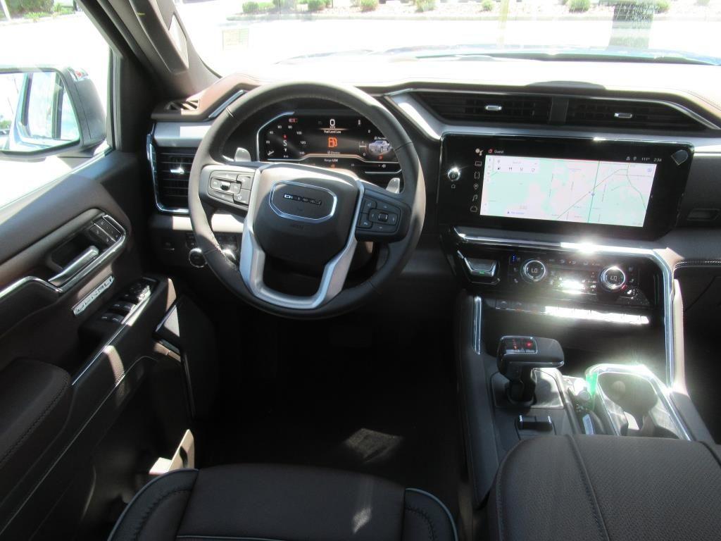 new 2025 GMC Sierra 1500 car, priced at $71,705