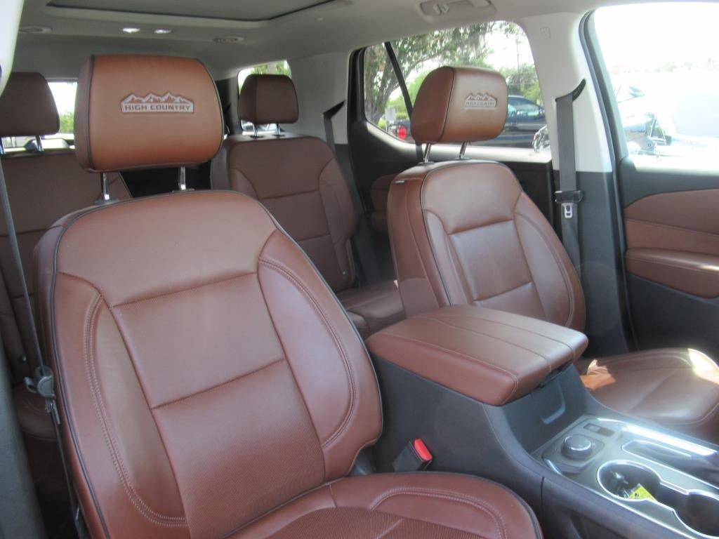 used 2019 Chevrolet Traverse car, priced at $27,070
