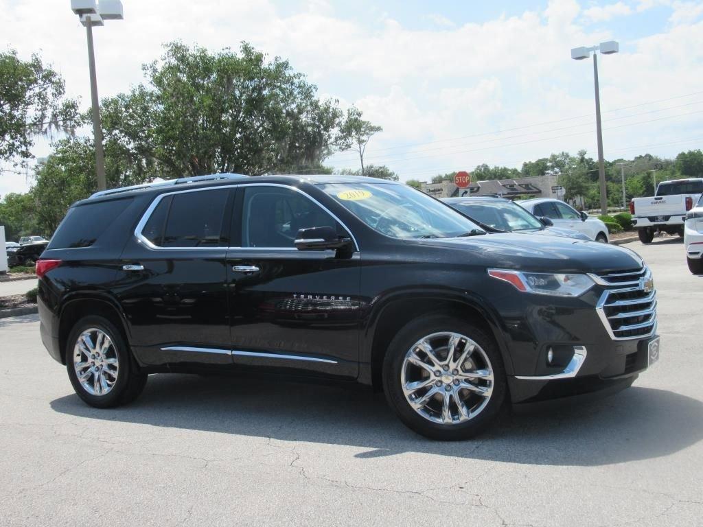 used 2019 Chevrolet Traverse car, priced at $27,070