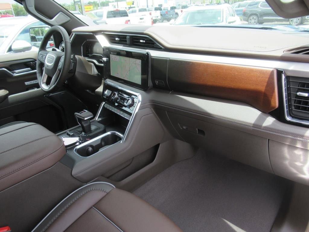 new 2025 GMC Sierra 1500 car, priced at $71,705