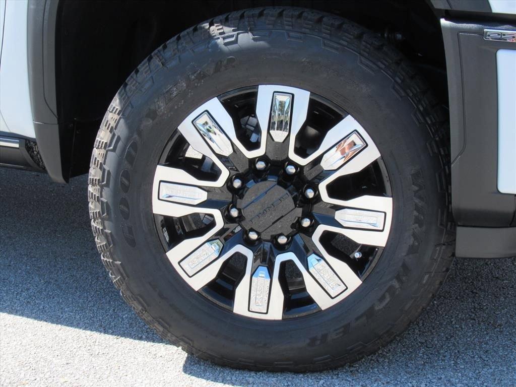 new 2026 GMC Sierra 2500 car, priced at $93,105