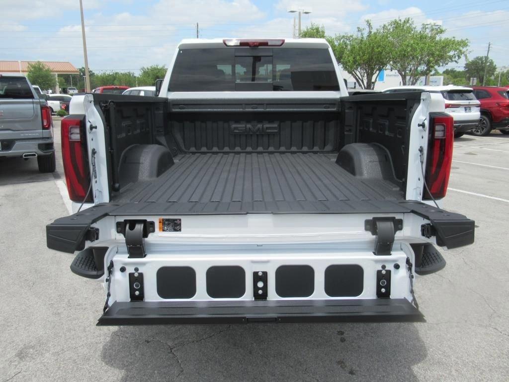 new 2025 GMC Sierra 2500 car, priced at $89,400